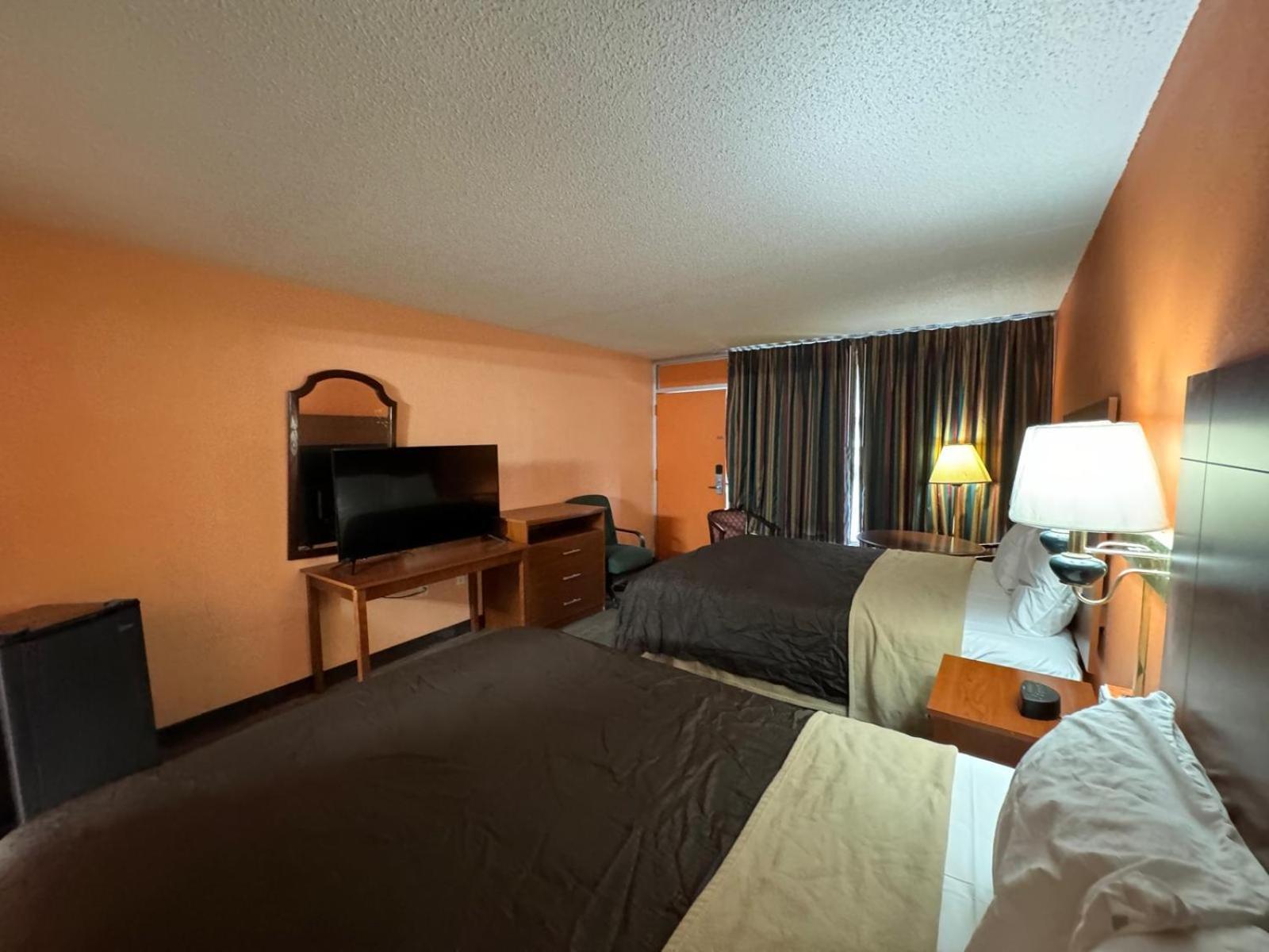 College Inn Spartanburg Eksteriør billede