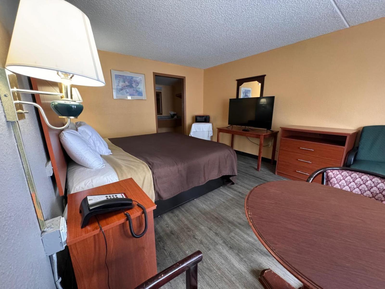 College Inn Spartanburg Eksteriør billede