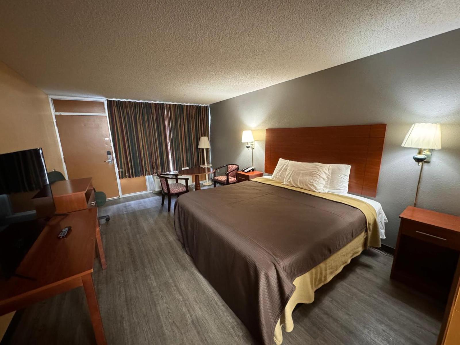 College Inn Spartanburg Eksteriør billede