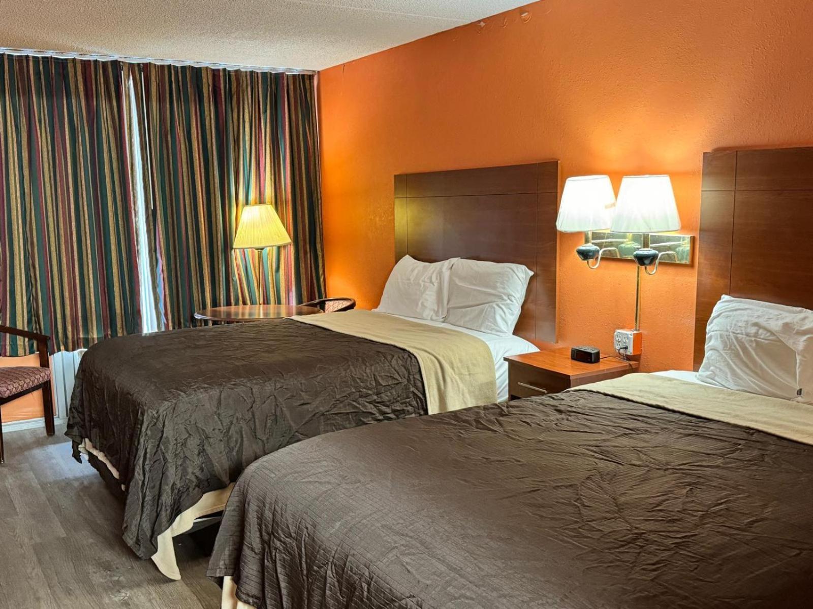 College Inn Spartanburg Eksteriør billede