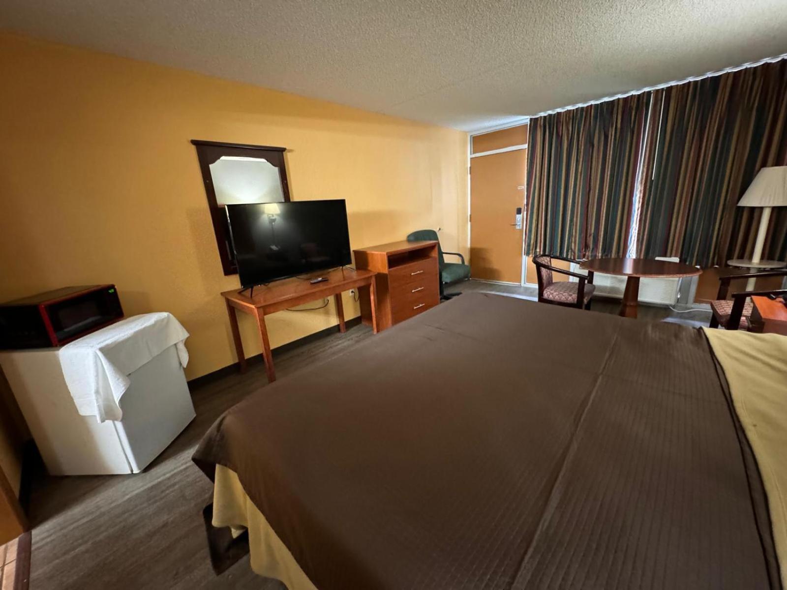 College Inn Spartanburg Eksteriør billede